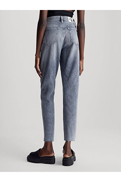Calvin Klein MOM JEAN