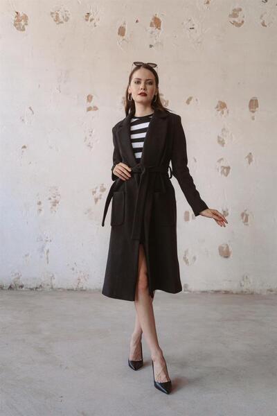 Livanomi Siyah Cep Detaylı Kemerli Palto