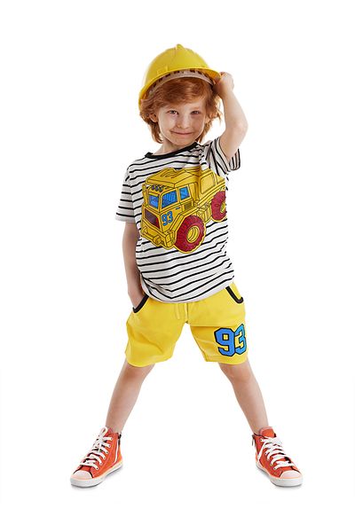 Denokids 93 Truck Gestreiftes gelbes Sommer-T-Shirt und Shorts-Set für Jungen