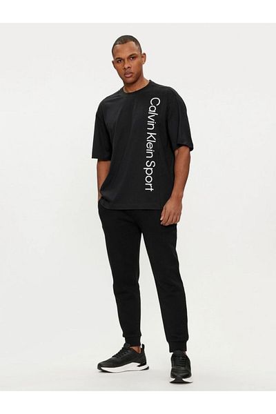 Calvin Klein Erkek Siyah Logo Detaylı Kısa Kollu T-shirt