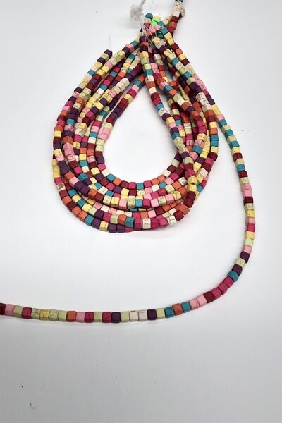 Bontex Mărgele de piatră cubice colorate – Mărgele