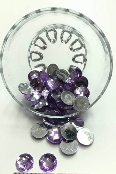 Limelia Кръгъл лилав пластмасов стълбов камък 20 гр.