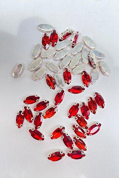 Limelia Блестяща мъниста Kamra Shuttle - червена капсула, 10 броя