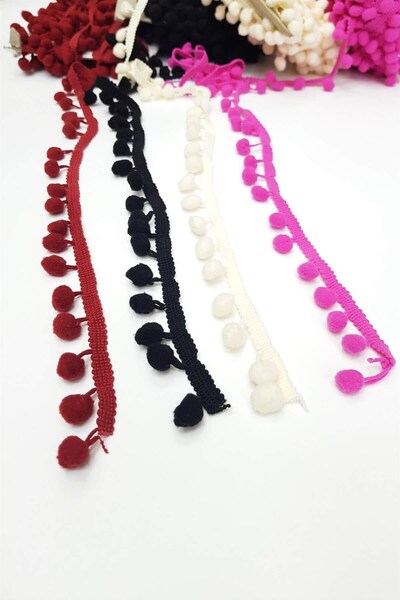 Limelia Цветна панделка с помпони - 1,5 см