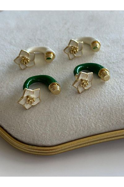 MyladyAccessoriess Green Flower Earrings - Curved Detailed, Enameled Steel
