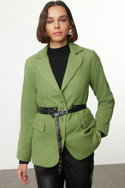 Trendyol Collection Hellkhakifarbene, gewebte Blazerjacke mit Kaschmirgürtel TWOAW23CE00024