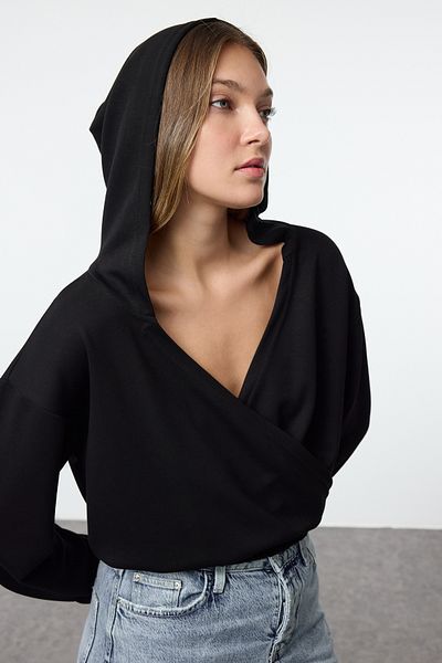 Trendyol Collection Еластичен черен плетен суитшърт с качулка - нормална кройка Twoaw25sw00167