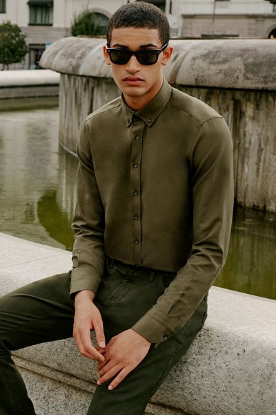 AC&Co / Altınyıldız Classics Khakifarbenes Oxford-Hemd im Slim Fit für Herren, bügelleicht, Knopfkragen, Baumwolle