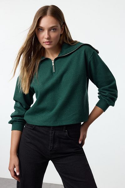 Trendyol Collection Πλεκτό φούτερ με γιακά πόλο με φερμουάρ πράσινο σμαραγδί - Twoaw24sw00000