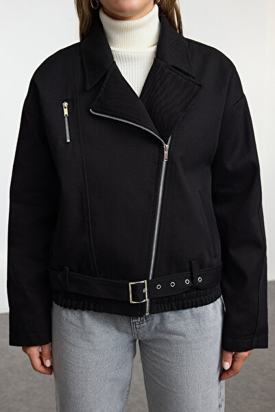 Trendyol Collection Gabardine Biker Slim Jacket Coat - Černý oversize s páskem TWOAW25MO00121