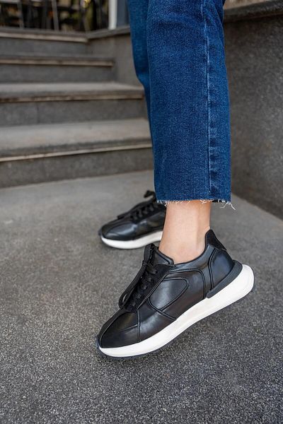 LAMİNTA Pantofi sport de damă Poce cu model cu cusături negre - talpă groasă
