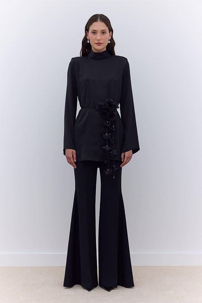 Manuka Black Satin - Wide Sleeve Tunic