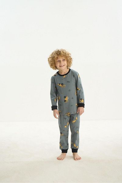 Sevim Boy's Green Long Sleeve Pajama Set - C3T2N7O8