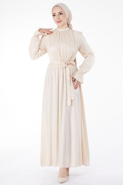 TOFİSA Beiges Kleid mit geradem Stehkragen und Gürtel und Schmucksteinen für Damen - 25077