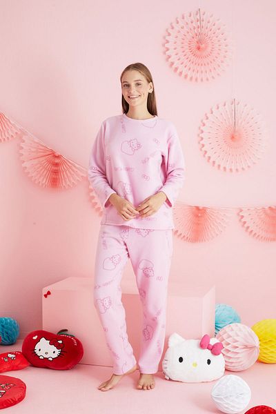 Siyah İnci Hello Kitty με άδεια Fleece Pink Πολύχρωμη Πιτζάμες με λαιμόκοψη HK321
