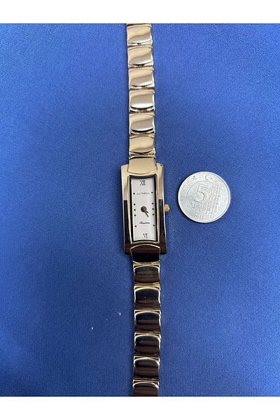 Almera Alsaat Vintage Retro Women's Watch