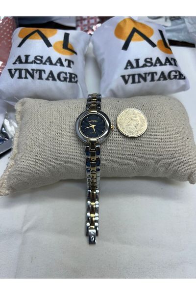 Almera Vintage Retro Women's Black Watch - Alsaat