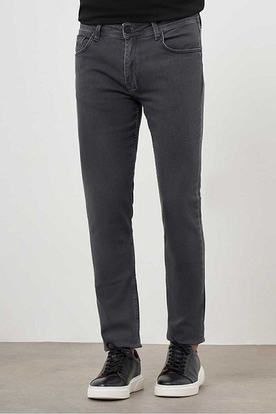 Morven Men's Gray Denim 5 Pocket Slim Fit Jean Jeans