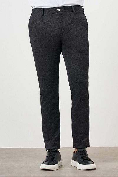 Morven Men's Black Polyviscose Trend Pleated Slim Fit Sports Trousers