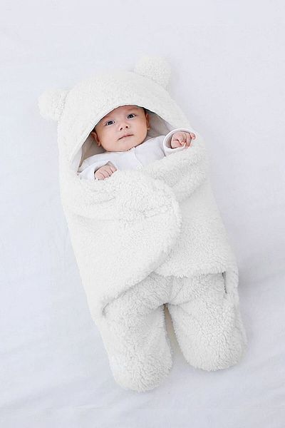 Bundera Generation Newborn 0-6 Months Baby Outer Swaddle Sleeping Bag Wellsoft Plush Hooded Wrap Blanket