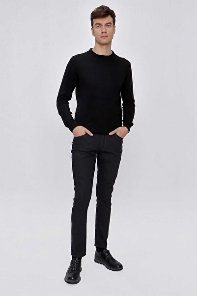 Morven Базовий динамічний крій, зручний крій, велосипедна горловина, трикотажний светр