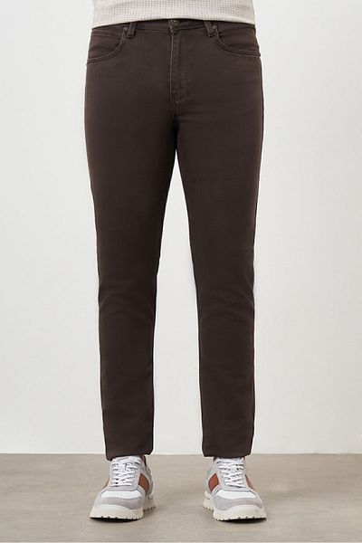 Morven Men's Brown Seasonal Cotton 5-Pocket Dynamic Fit Jean Trousers