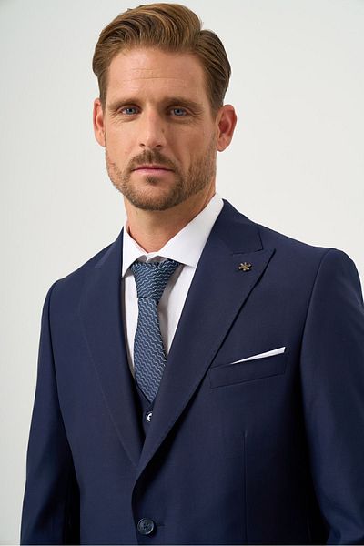 Morven Men's Navy Blue Polyviscon Slim Fit Pointed Collar Vest Suit