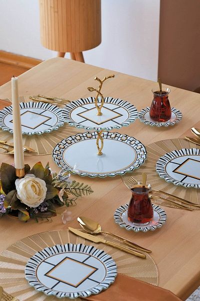 Glore Prestige 6-Person 25 Pieces - Glass Cake and Tea Treat Set