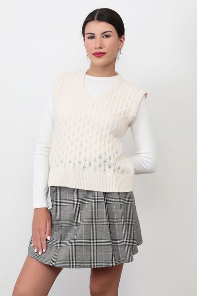 GİYSA V-Neck Diamond Patterned Women's Sweater - Ecru Acrylic, Ribbed - 1864
