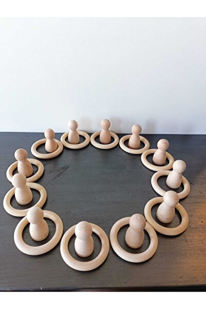 Moccotoys Peg Doll and Ring 12 Piece Solid Human Figures (WALDORF)