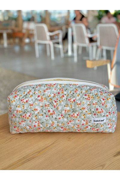 Batekso Green Crispy Flower Pattern Hair Styling - Travel Bag XL Size