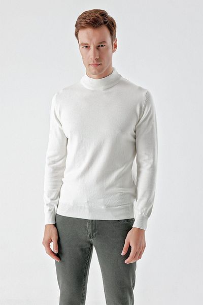 Morven Ανδρικό πλεκτό εκρού Basic Half Turtleneck Dynamic Fit Relaxed Cut