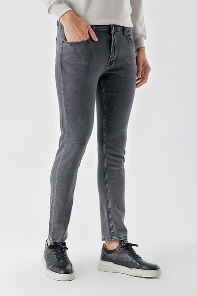 Morven Men's Smoked Samara Denim Slim Fit Jean Jeans