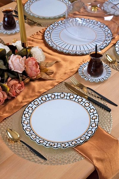 Glore Prestige 6-Person Glass Plate Service Set