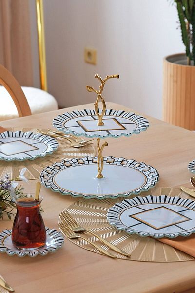 Glore Prestige Glass - Cookie Holder Feature