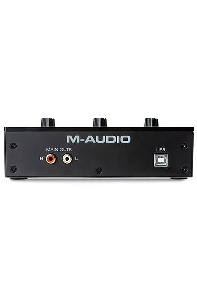 M-AUDIO M-Track Solo - Ideal Sound Card with Recording, Streaming and Podcast Application