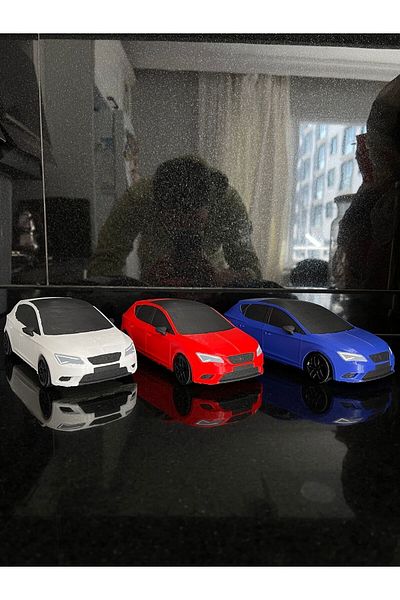 HF Leon Mk3 Model Car (White Color)
