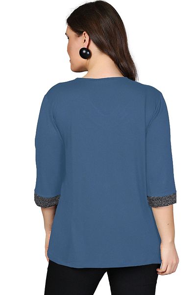 Curvy Trend Nagy méretű csillogó blúz - gallér ujjú