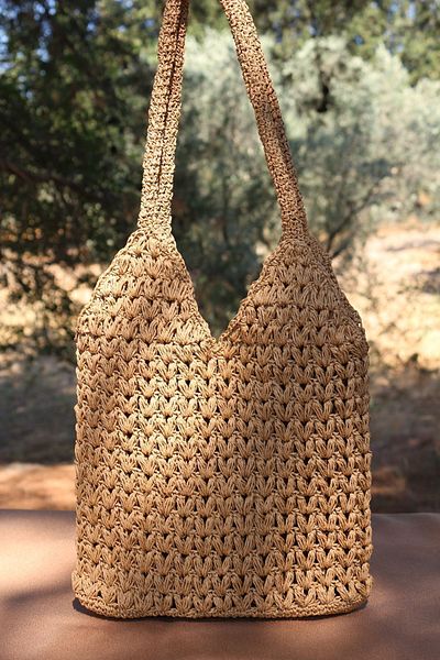 Butik Stylish Peanut Model Paper String - Lined and Straw Hand Knitted Bag