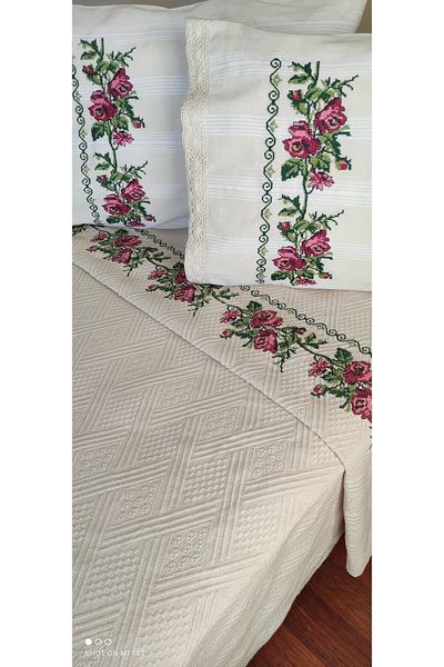 metin tekstil Cross Stitched Pique Set