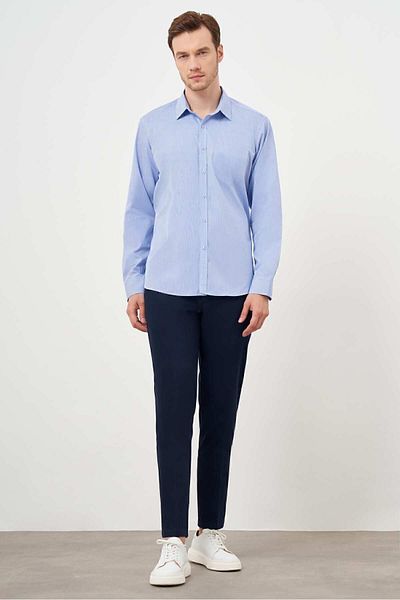 Morven Men's Blue Cotton Plaid Pocketed Hard Collar Regular Fit Shirt