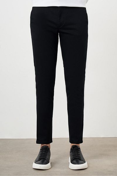 Morven Men's Black Summer Pleated Slim Fit Chino Pants