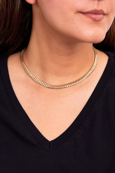 Elika Silver Houndstooth Patterned Gold Chain Sleeve Women's Necklace