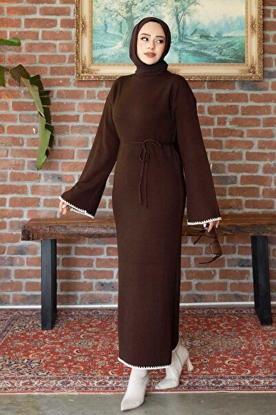 EBRUTESETTÜR Πλεκτό φόρεμα με κέντημα αιταμίνης