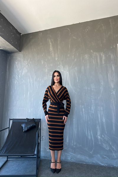 kamacibutik Двуредна плетена рокля с раирани колани