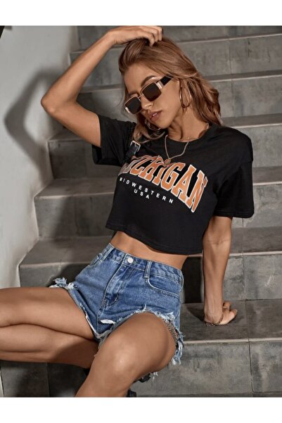 ALİKA Γυναικείο μαύρο crop top με στάμπα Michigan