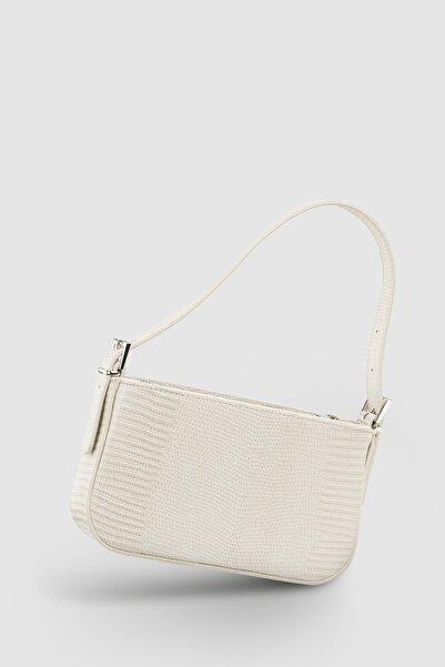 Housebags Kadın Tokalı Krem Baguette Çanta 208