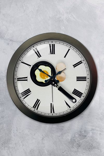 Kasva Concept Gift 36 cm Black Metal Kitchen Wall Clock
