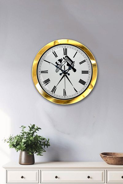 Kasva Concept Gift 36 cm Gold Metal Hairdresser Wall Clock