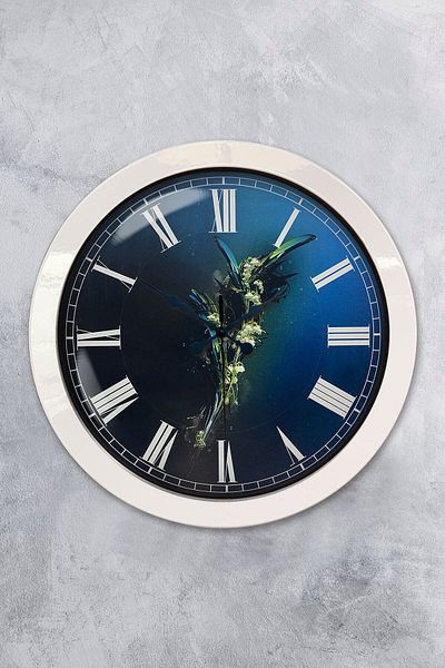 Kasva Concept Gift 36 cm White Metal Design Wall Clock